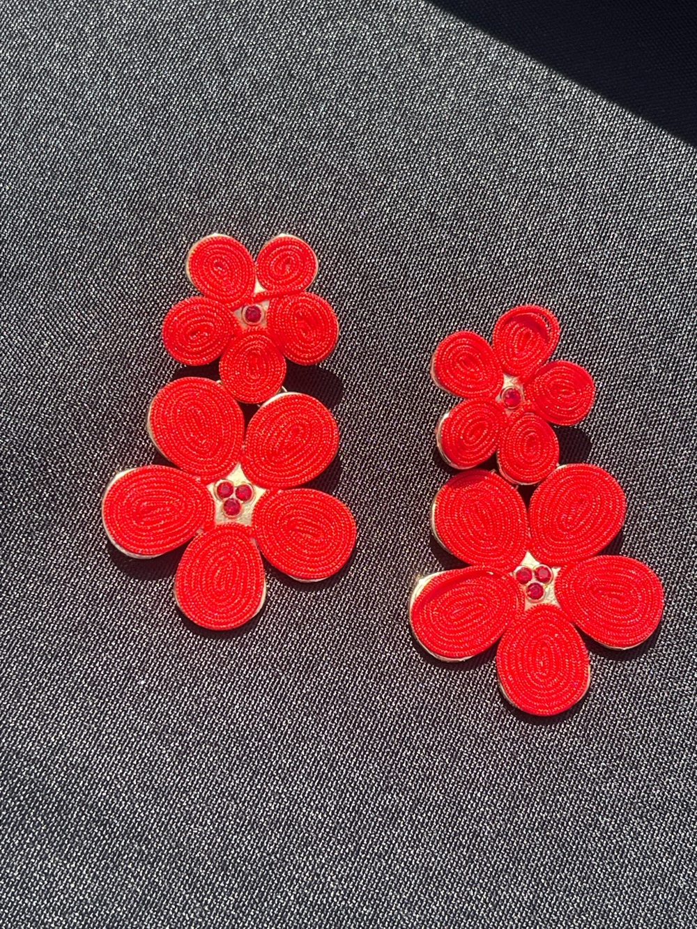 Red flower rope earrings